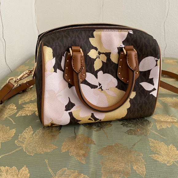 Michael Kors Aria small signature bag - Picture 4 of 4